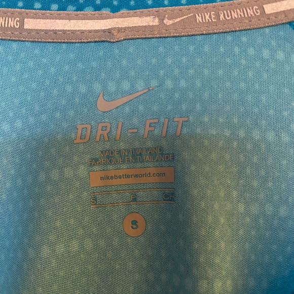 Nike Running Dri-Fit Blue Dot Activewear Shirt, Women’s Size Small - Picture 5 of 13